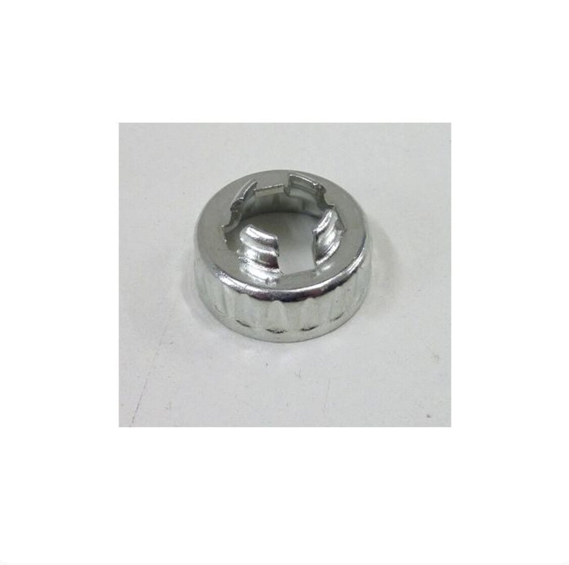 Piaggio borgkapje achterwiel