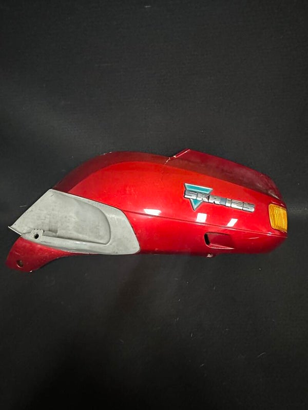 Piaggio skr zijkap