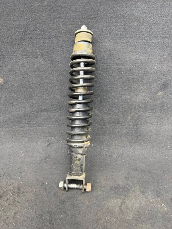 Yss vering achter 310 zwart