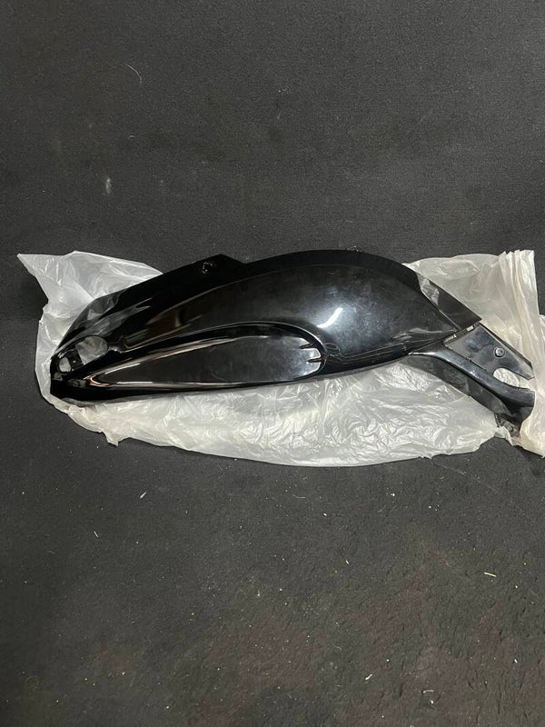 Piaggio typhoon achterkap rechts nieuw