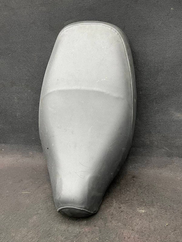 Piaggio skr face lift zadel