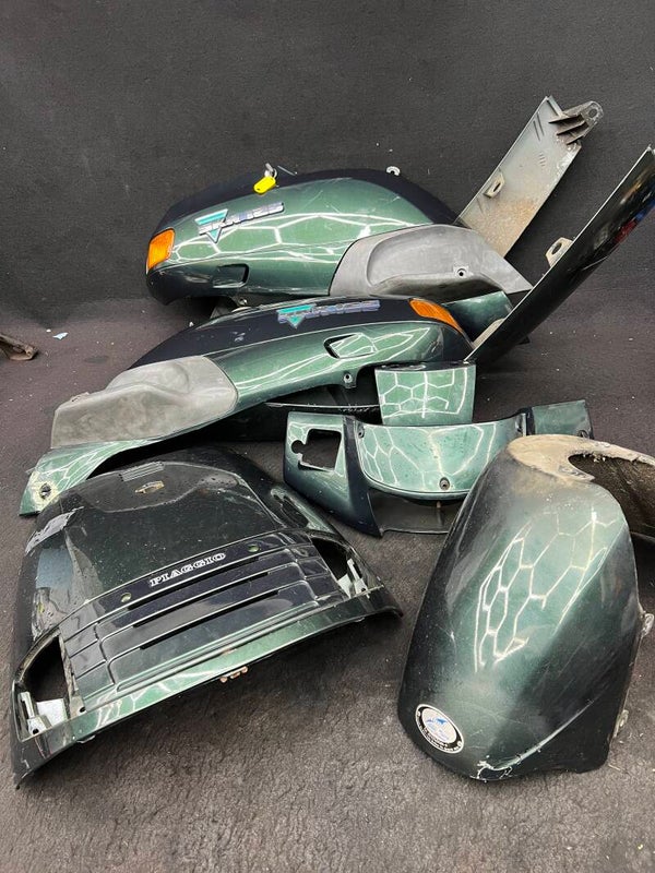 Piaggio skr kappen set groen