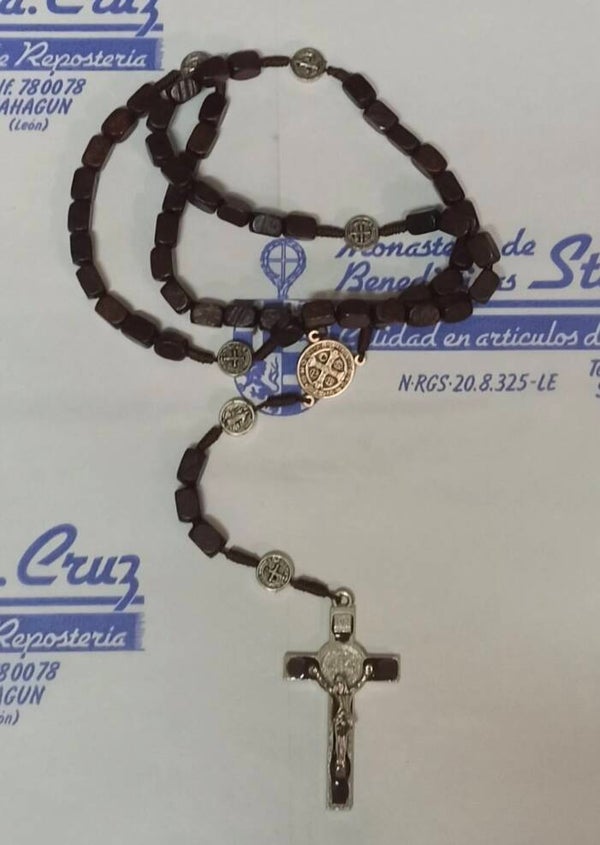 Rosario de San Benito – Instrumento de Oración y Protección