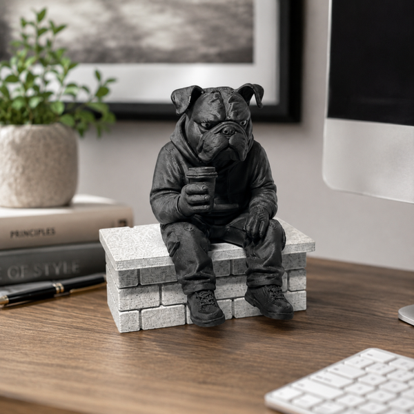 Thomas , de coolste bulldog aan de muur
