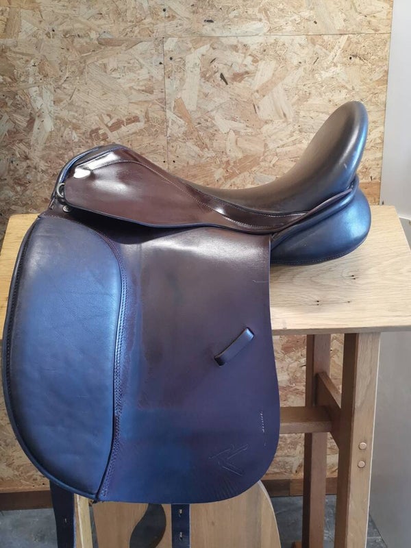 Kentaur Young Dressage nr 174