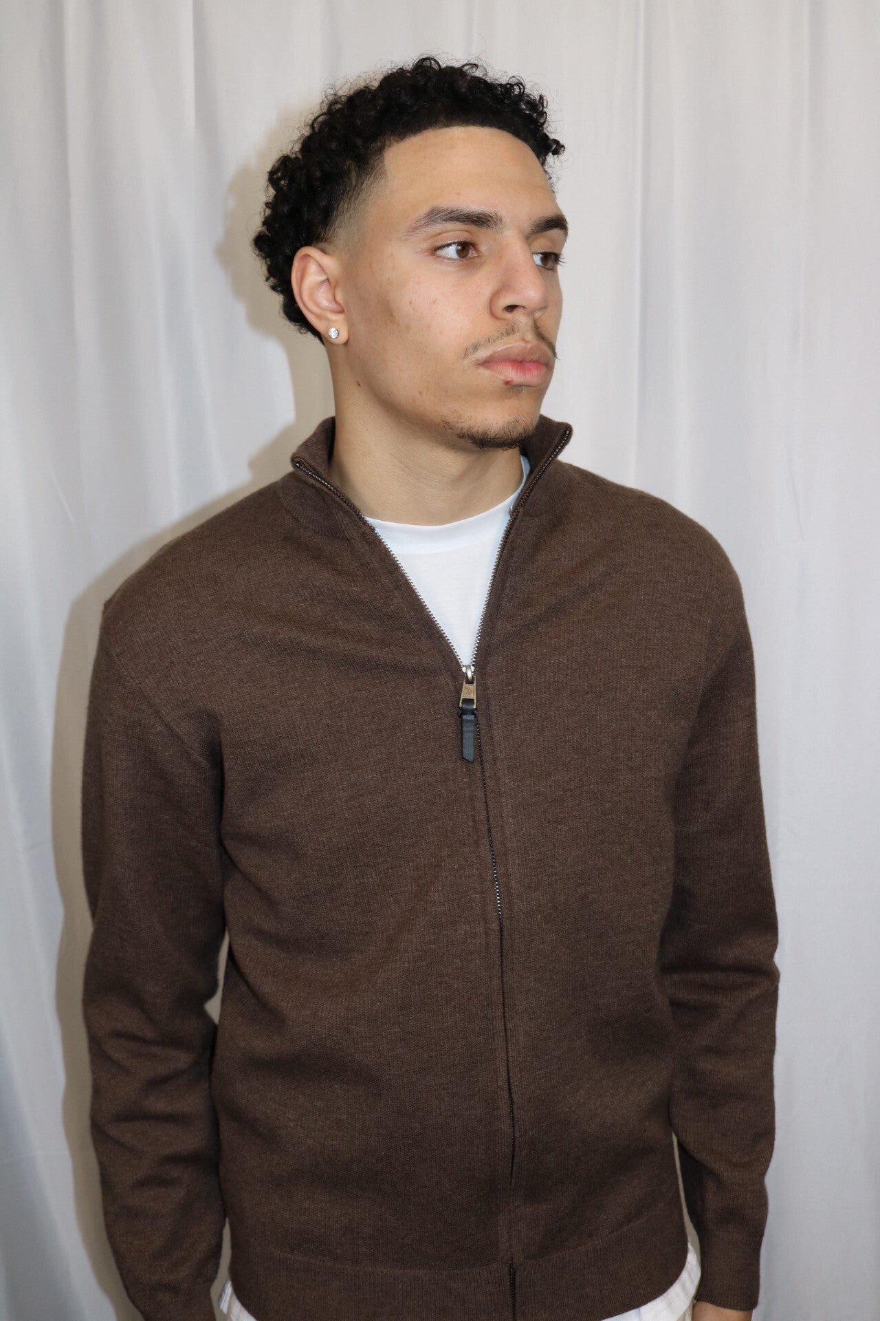 KNITWEAR SIGNATURE VEST BRUIN