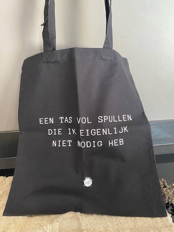 Tas "een tas vol spullen...."