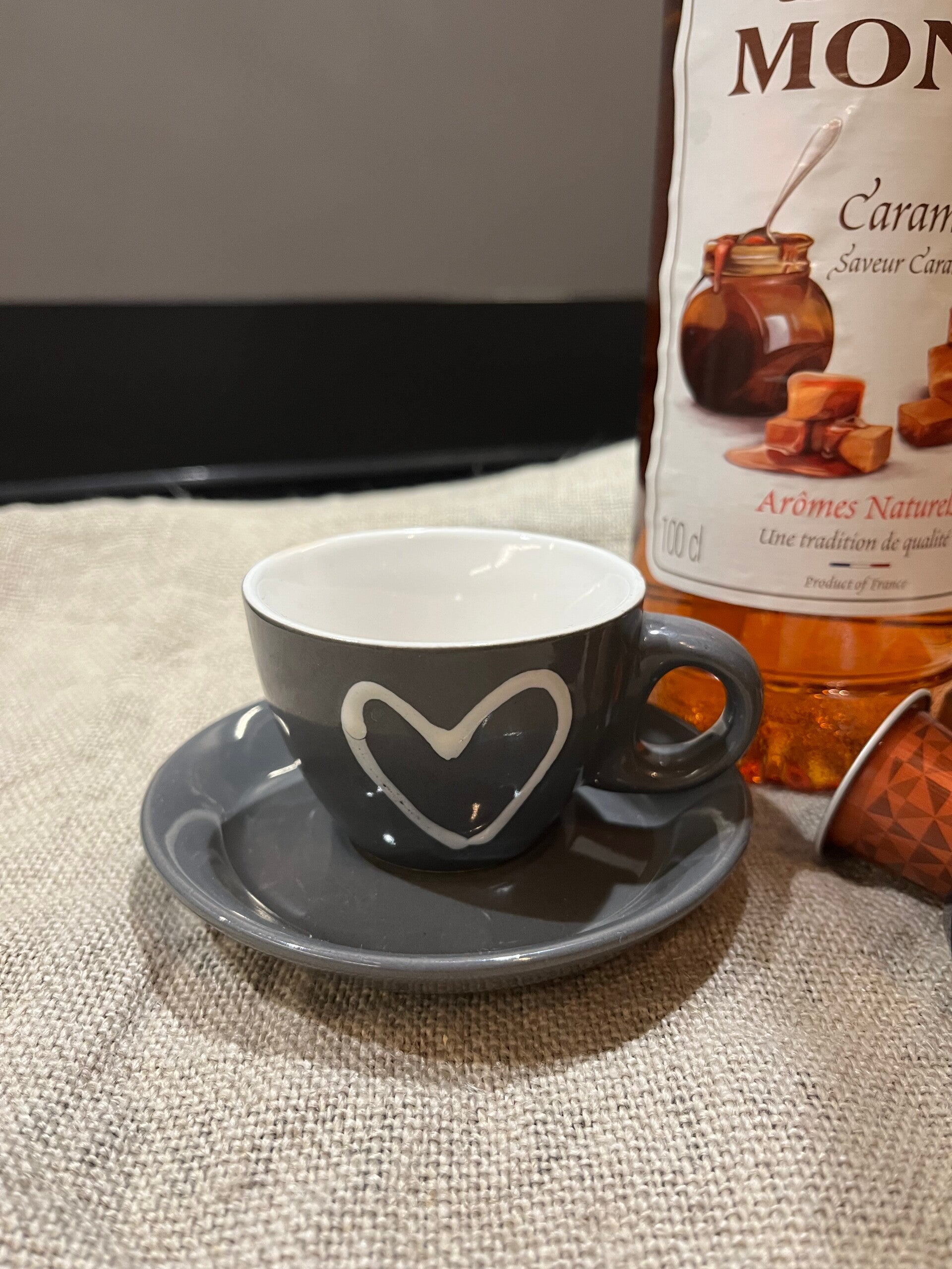 Espresso Mok Hart met schotel