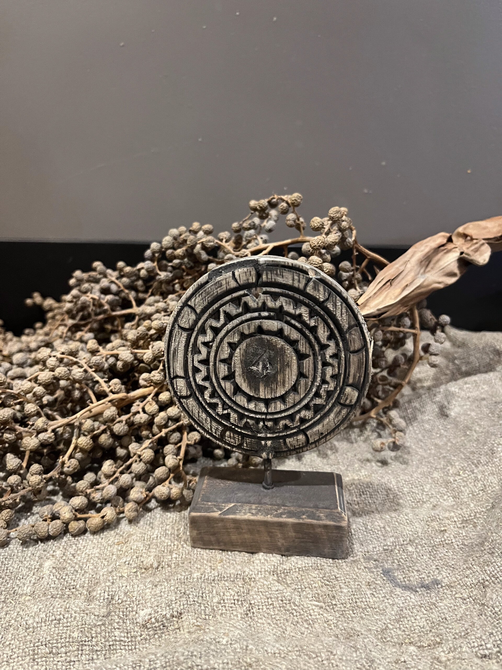 Ornament Op Voet Rond