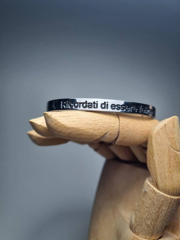 RICORDATI DI ESSERE FELICE ♡