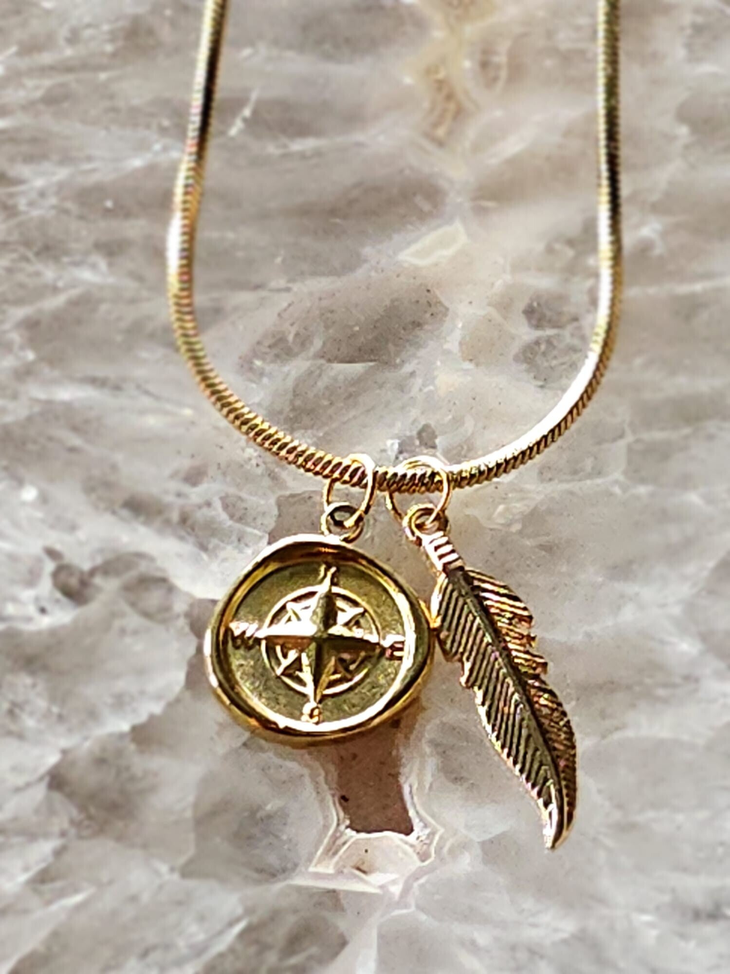 Ketting met kompas & veer