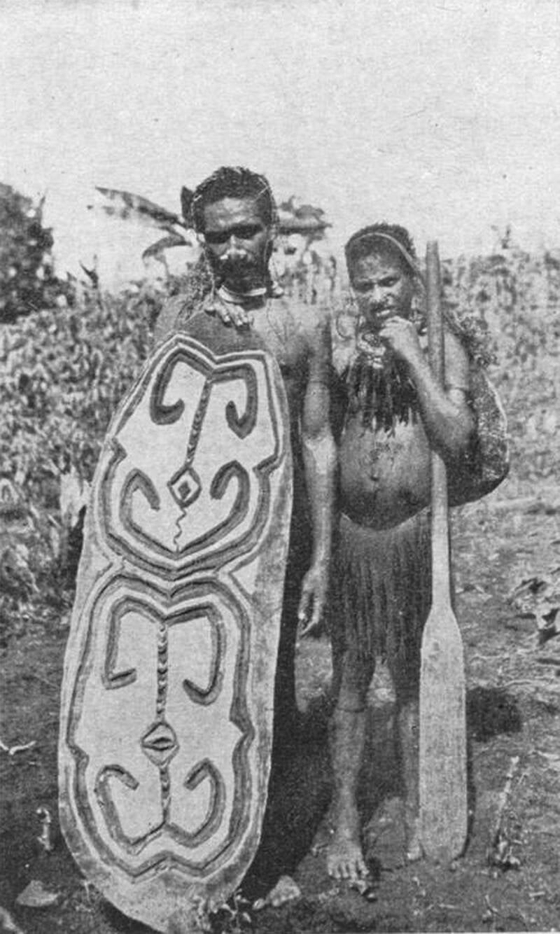 10210 Doos 4  -  Mappi Awjoe echtpaar - Uit verre Missie-landen 1941 p 32 Mappi - Awyu Auyu Aujoe 