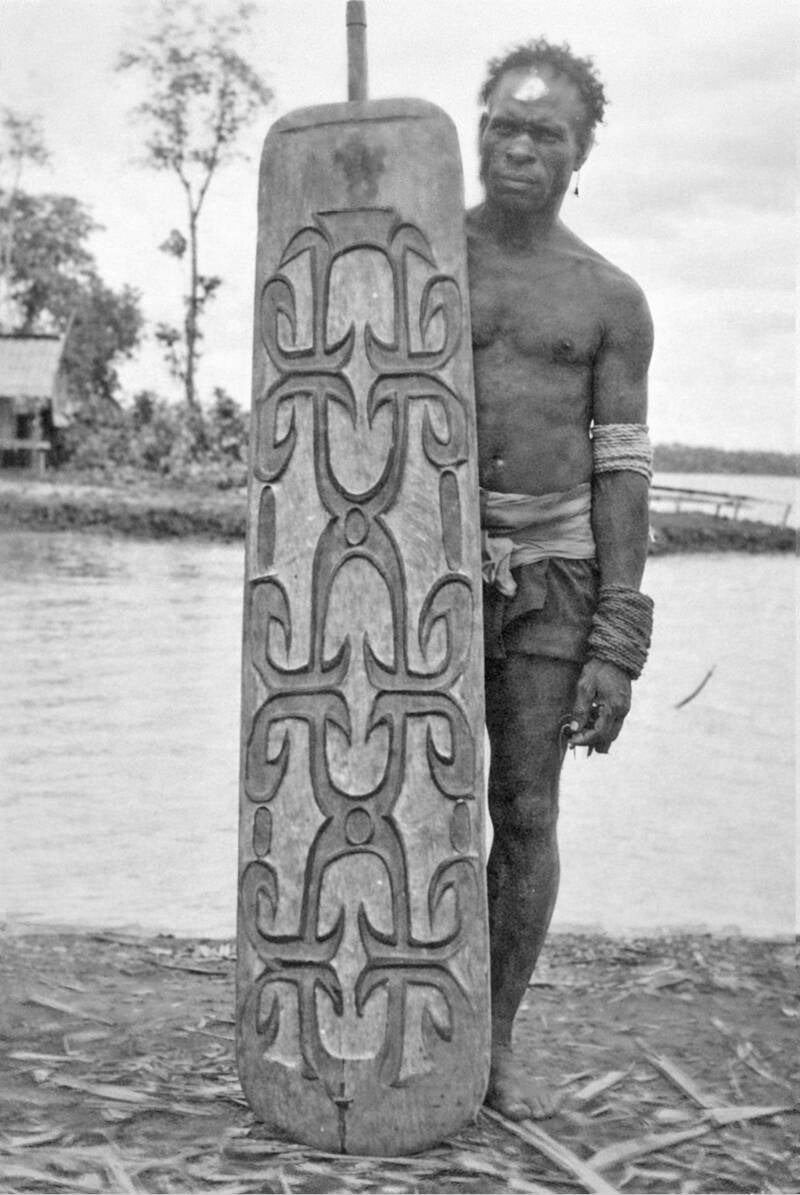 Boelaars Asmat 20217 serie BV-2641 Asmat schild Amborep 1954 uitsnede 