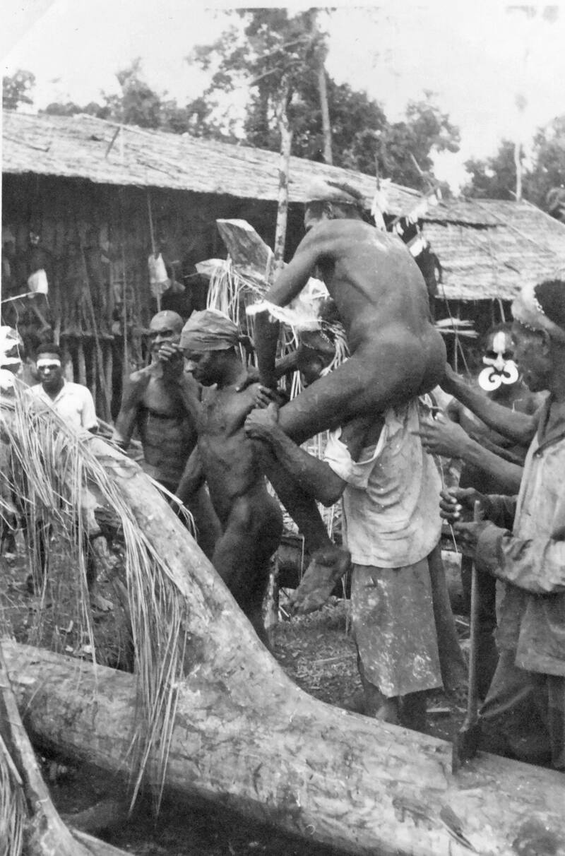 Kees van Kessel Uitspreken van de derwen - Bisj