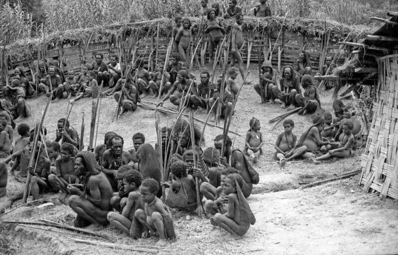 IrianJaya1-40-031 Bilorai ca 1960