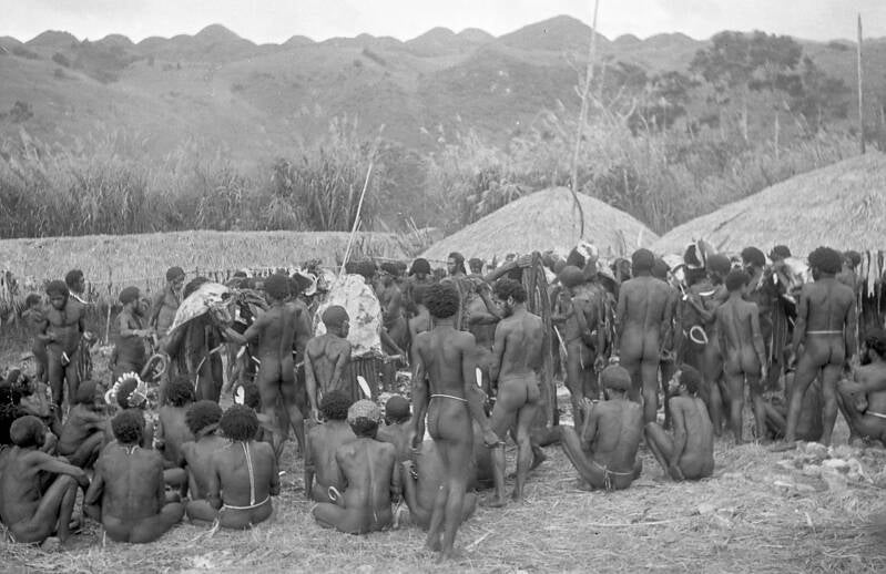 Jules Camps Baliem 1963 Reinigingsritueel IrianJaya1-31-017