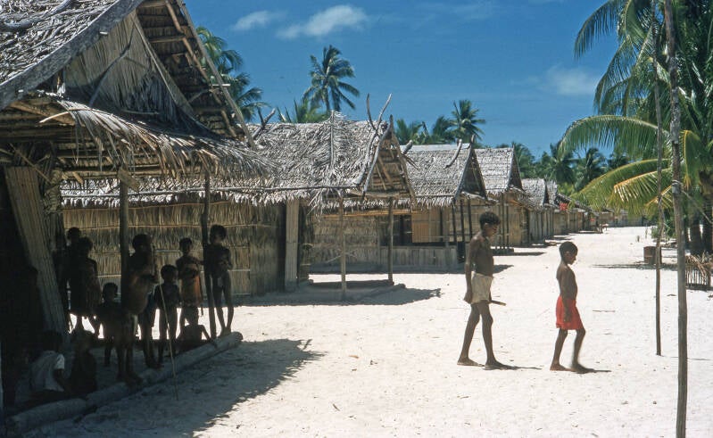 Raja Ampat Piet ter Laag 209-7-25