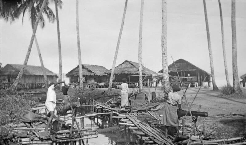 Sagobereiding in Miei. PKN diapositief  DSC_7811