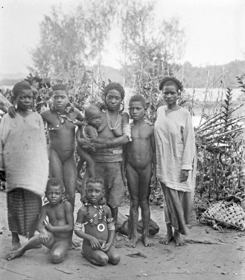 TM-60012062 Sentani 1903