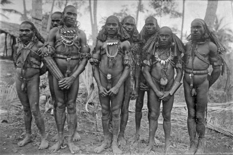  Marind mannen J M Dumas 1908 TM-ALB-0099-23  CC-BY-SA NMWV