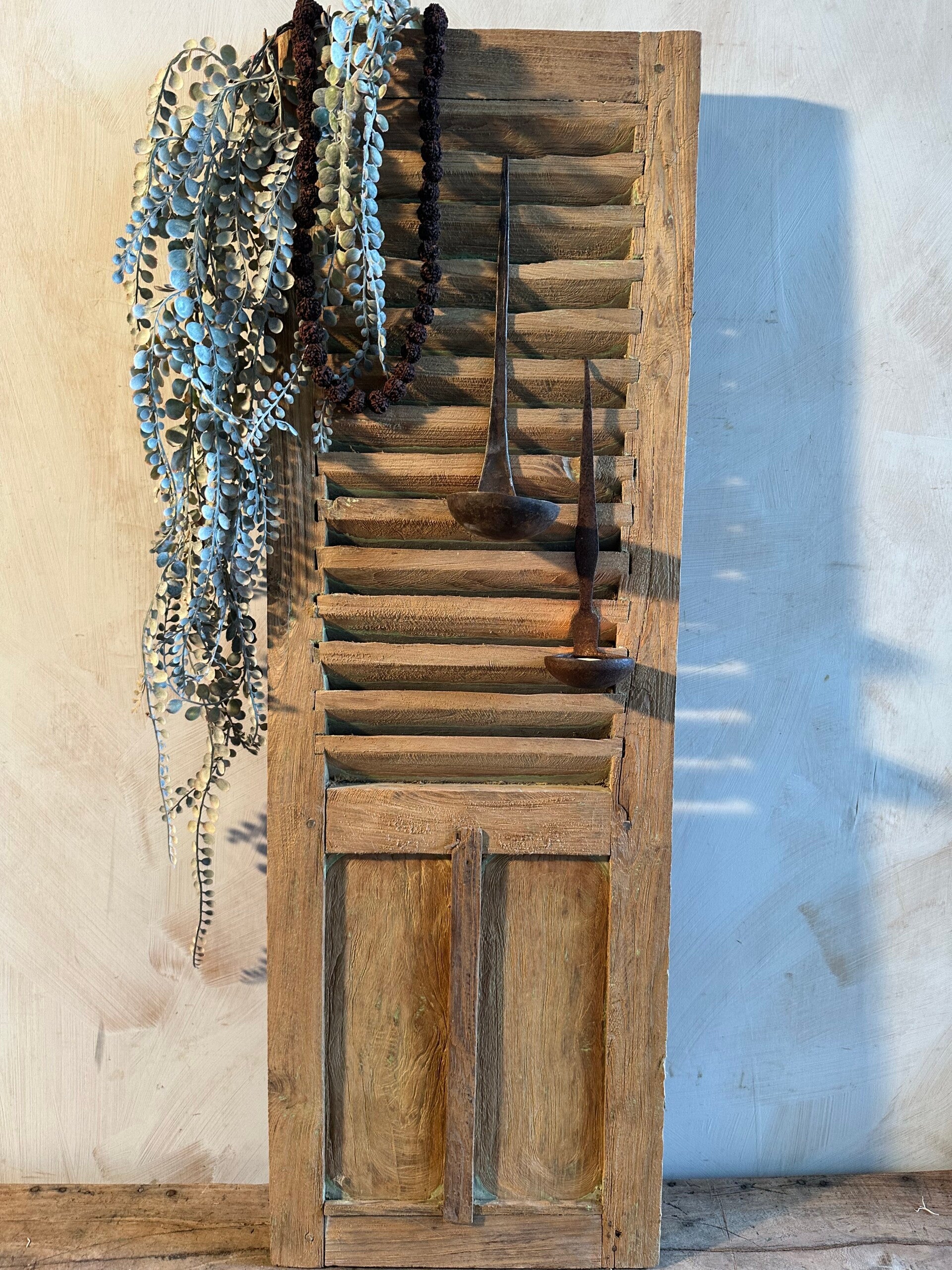 Oud houten louvre luik No.2