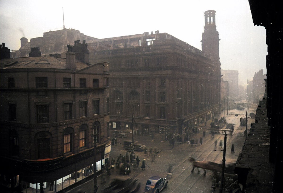 Manchester / Britain Under Fire / Phase 3: The Daytime Blitz / Battle ...