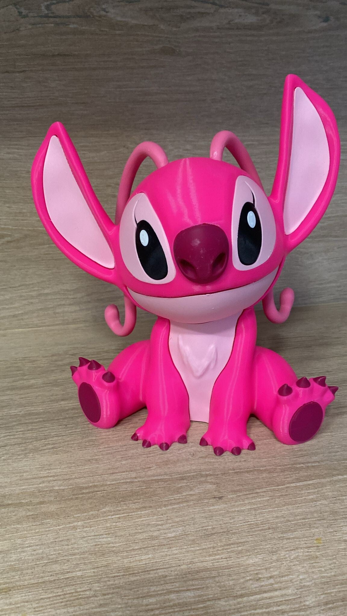 Angel de 24 centimetros de alto