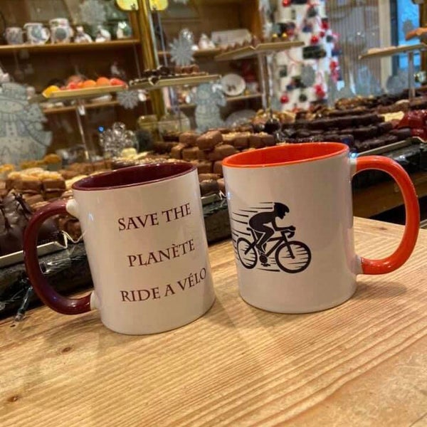 Mug vélo ou mug » safe the planet ,ride a bike »