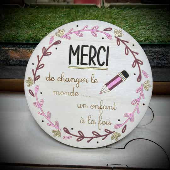 Panneau rond « Merci de changer le monde »