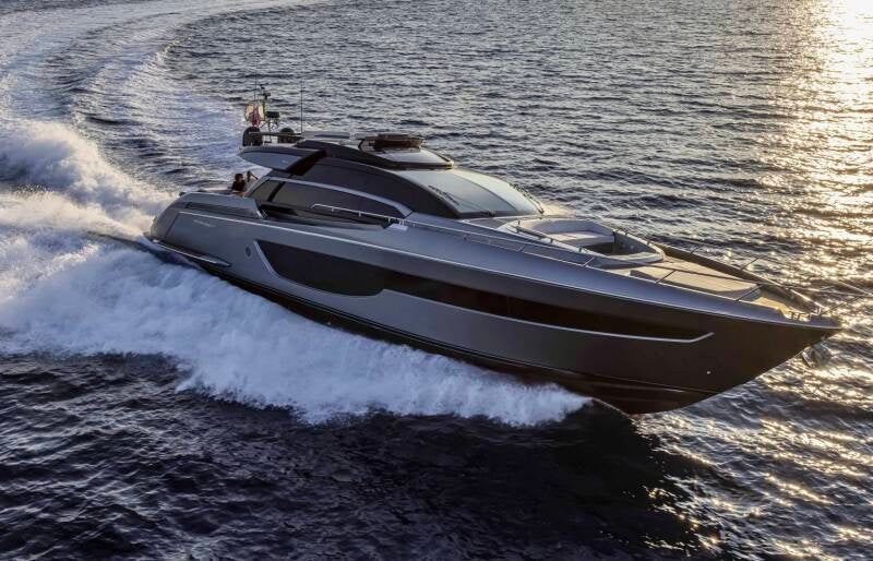 RVA PERCEO 76 Yacht Charter Saint-Tropez - MSC Yachting Saint-Tropez