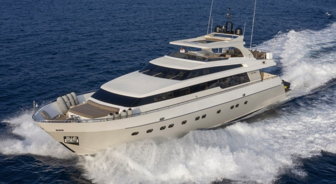 FASTER Sanlorenzo 88 Yacht Charter Saint-Tropez - MSC Yachting Saint-Tropez