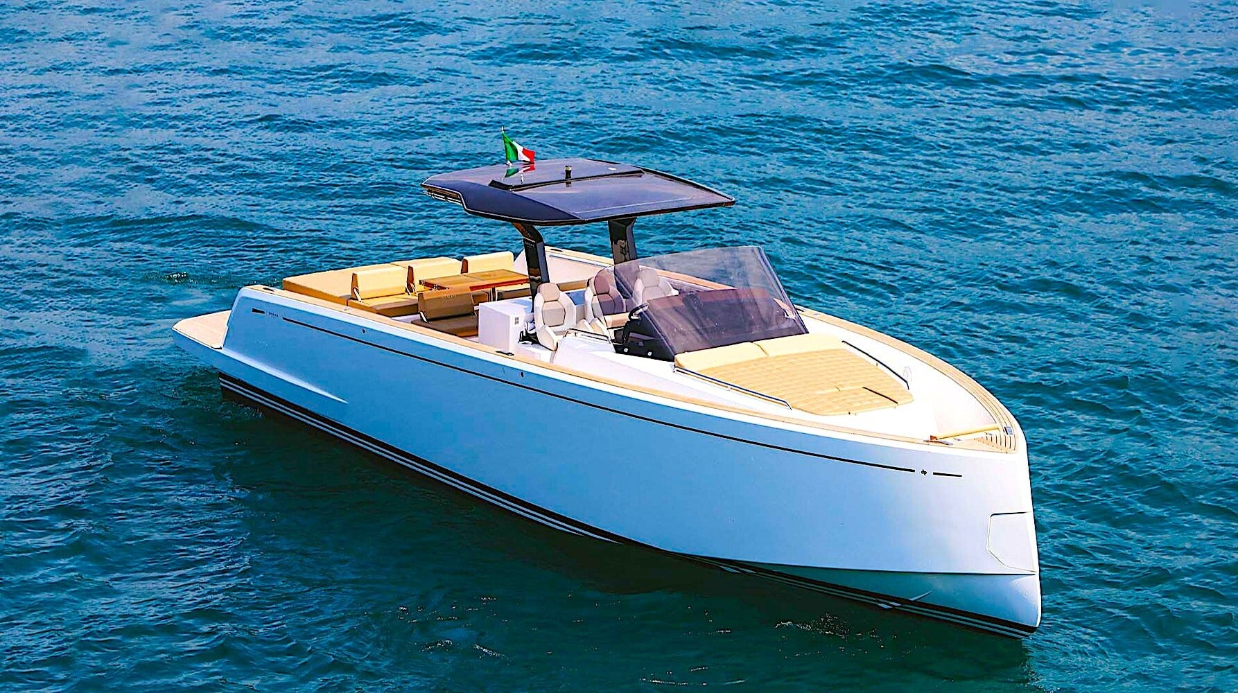 Pardo 43 Yacht Charter Saint-Tropez - MSC Yachting Saint-Tropez