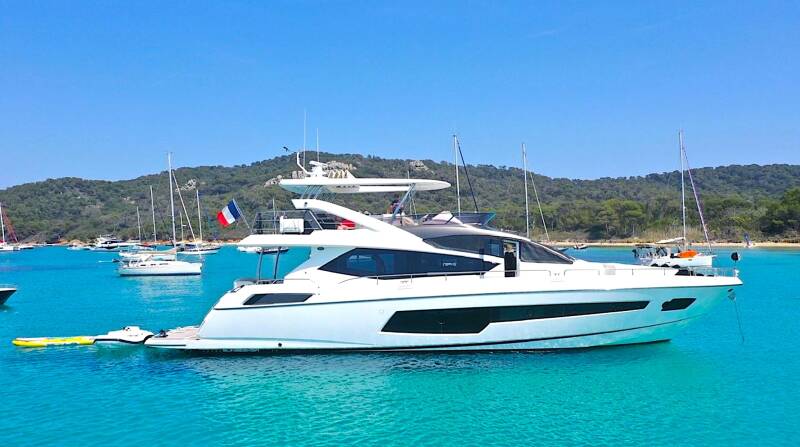 SARAHLISA Yacht Charter - Sunseeker Yachts - MSC Yachting Luxury Charter