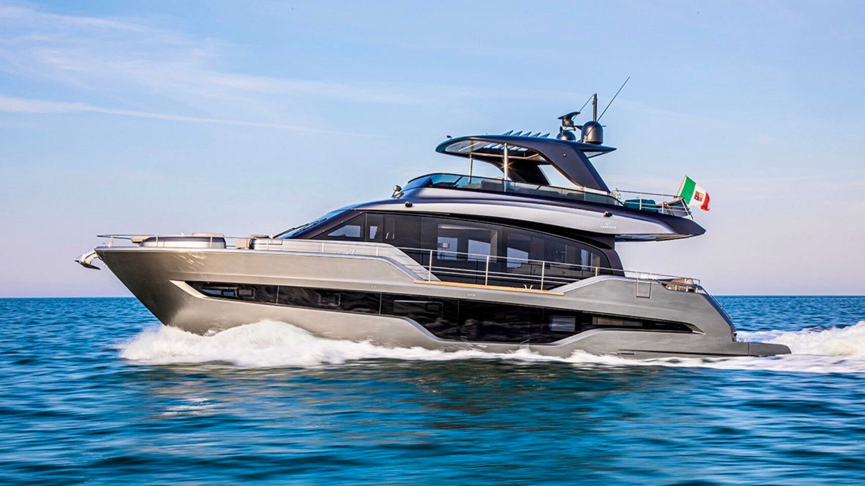 Cranchi 67 Day Yacht Charter - MSC Yachting French Riviera