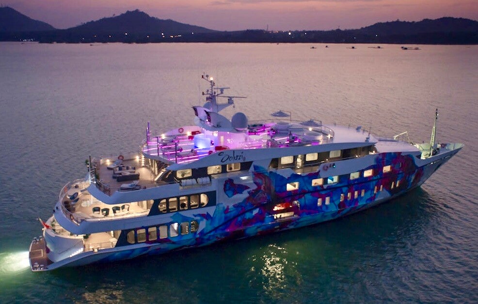 SALUZI 36 Guests Superyacht Charter - Austal Yachts - MSC Yachting Luxury Charter