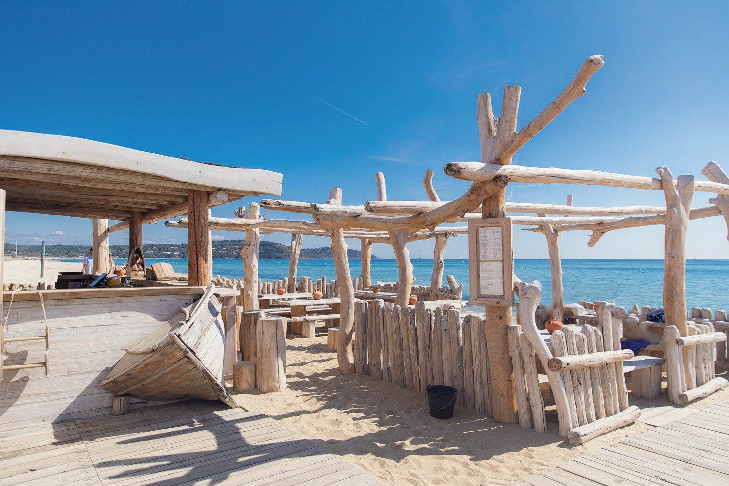 Beach Club 55 Saint-Tropez - MSC Yachting yacht Charter Saint-Tropez