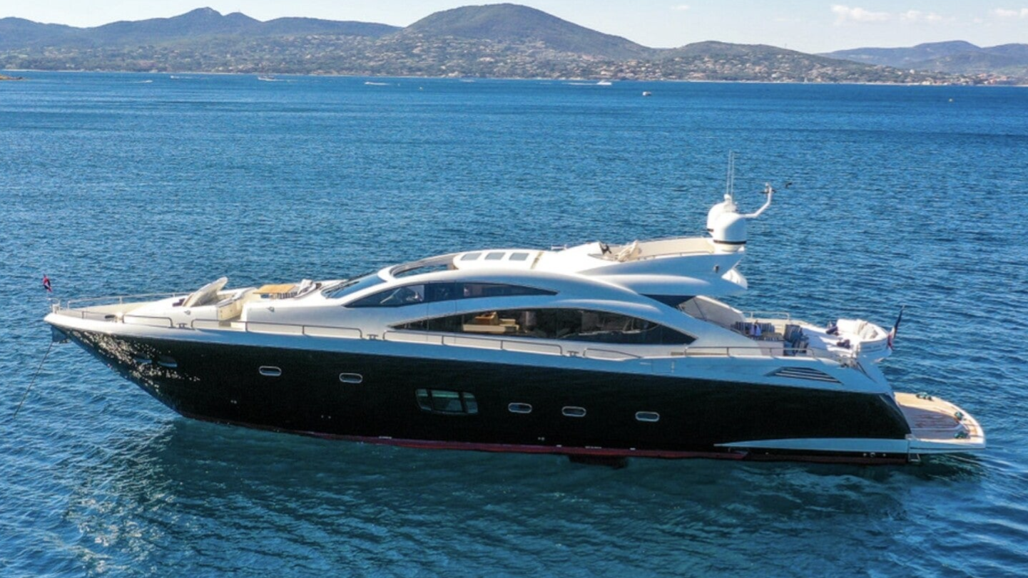 BST SUNRISE French Riviera Yacht Charter - Sunseeker Yachts - MSC Yachting Luxury Charter