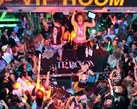 VIP Room Saint-Tropez - MSC Yachting Yacht Charter Saint-Tropez