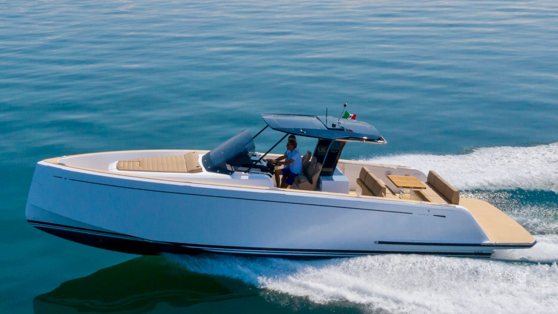 Pardo 38 Yacht Charter Saint-Tropez - MSC Yachting Saint-Tropez