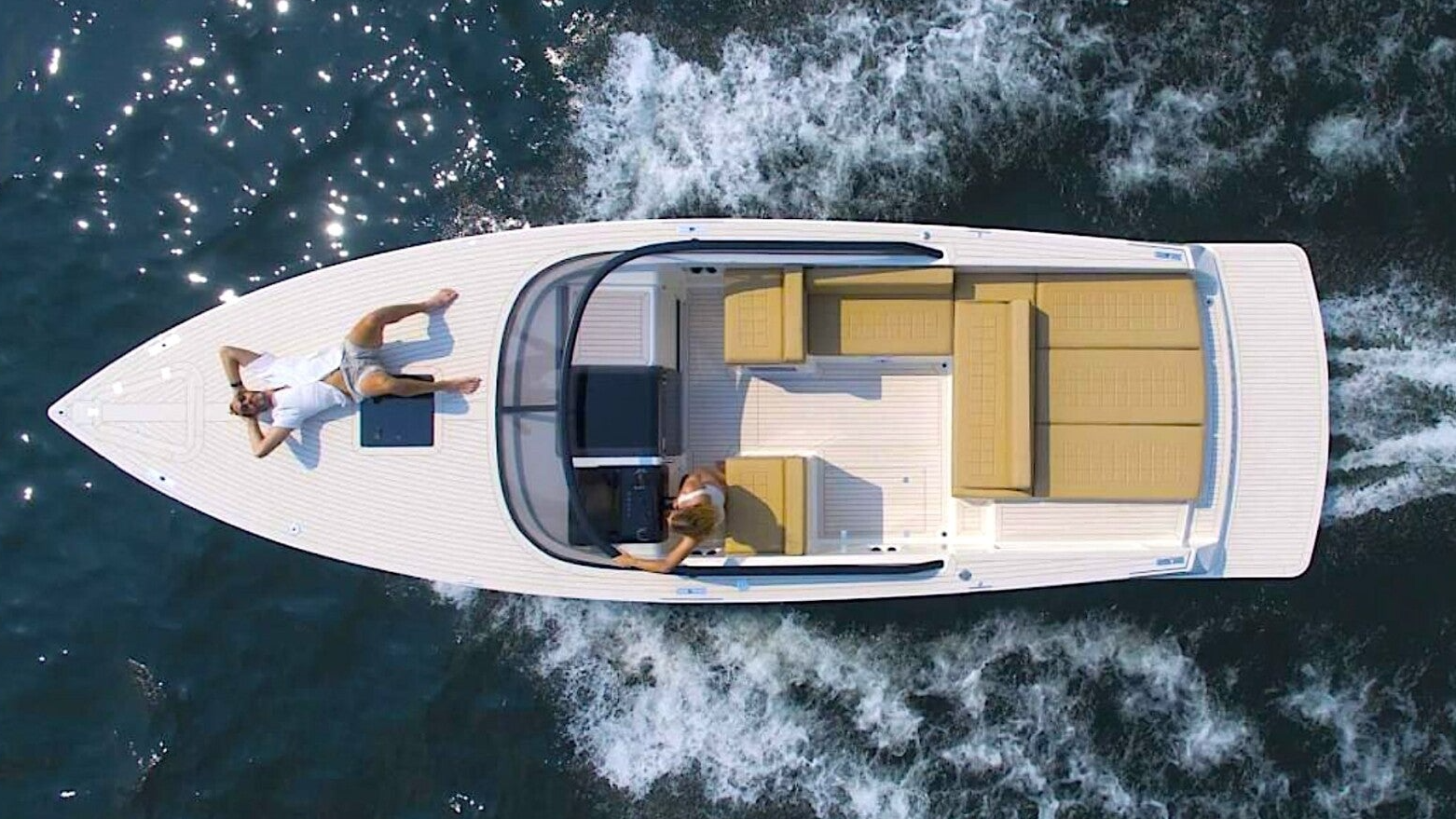 VANDUTCH 32 Yacht Charter - MSC Yachting Vandutch Yachts