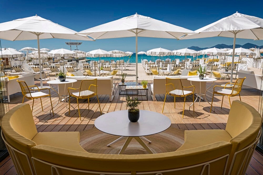 Carlton Beach Club in Cannes - Best Restaurants French Riviera