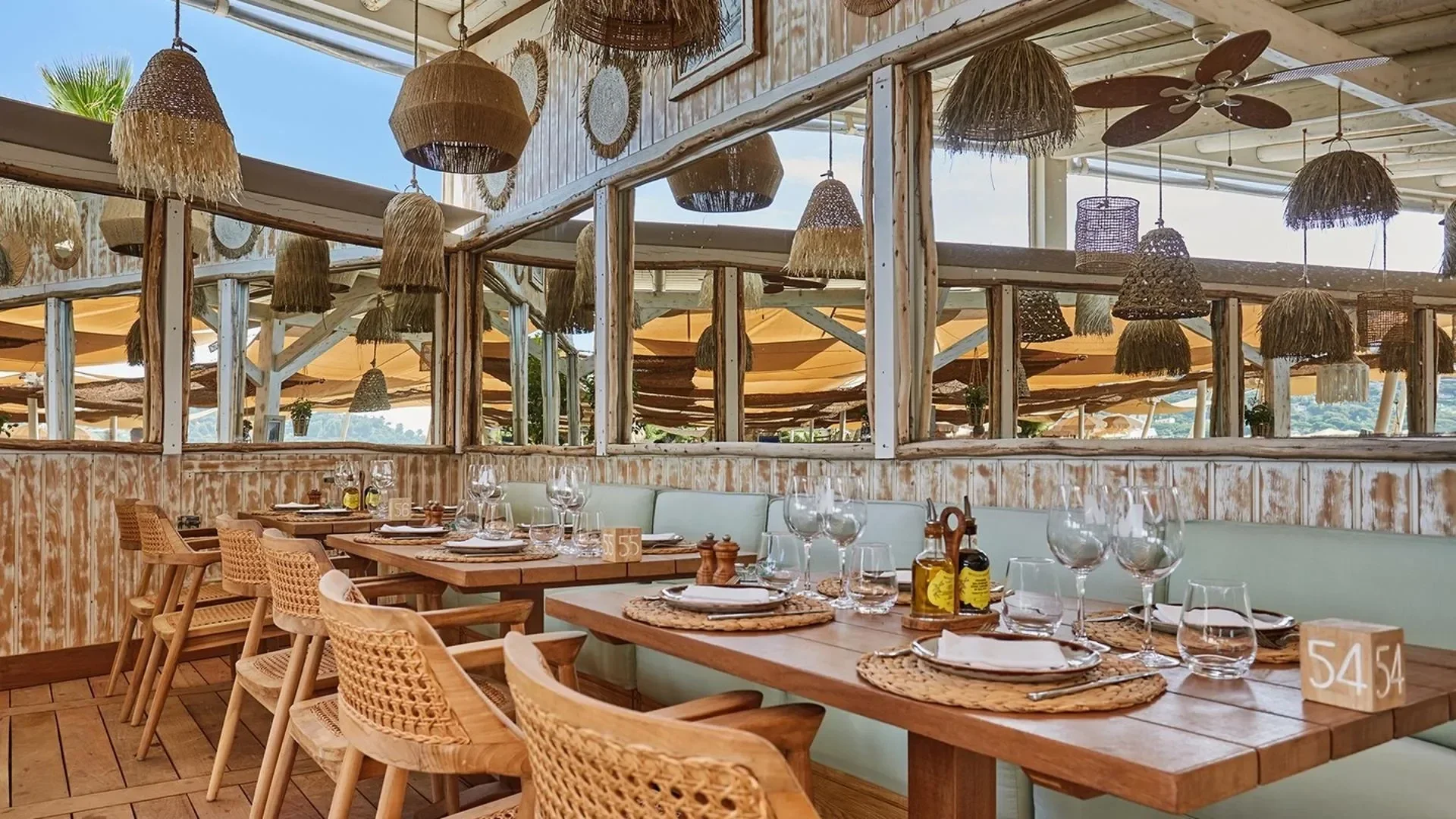 Moorea Beach Saint-Tropez - MSC Yachting Yacht Charter Saint-Tropez