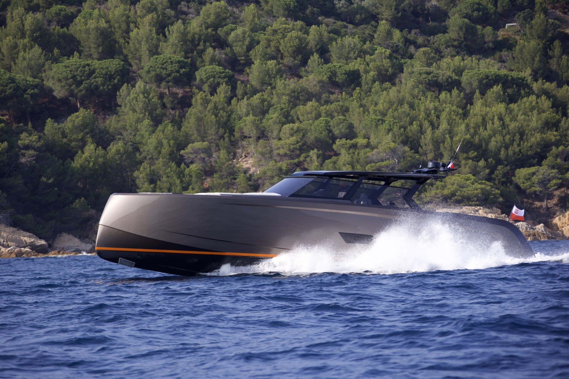 VANQUISH 58 Yacht Charter - MSC Yachting Saint-Tropez