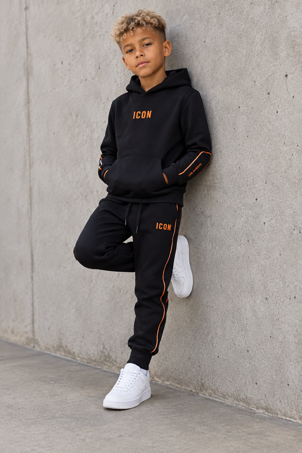 Icon boys orange/black (verzend datum 16/9)