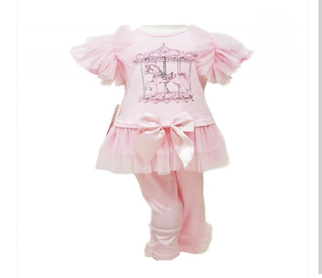 Luxury set pink carousel