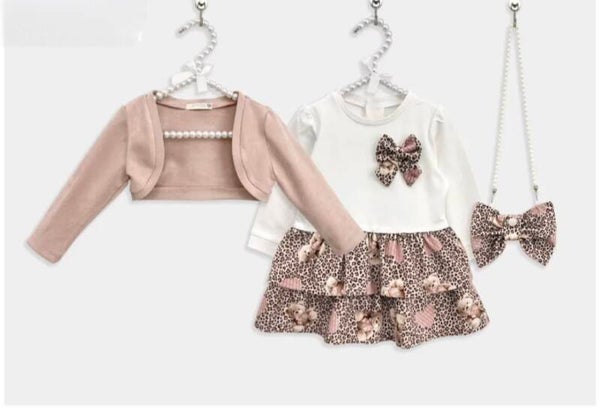 Cute leopard bow set