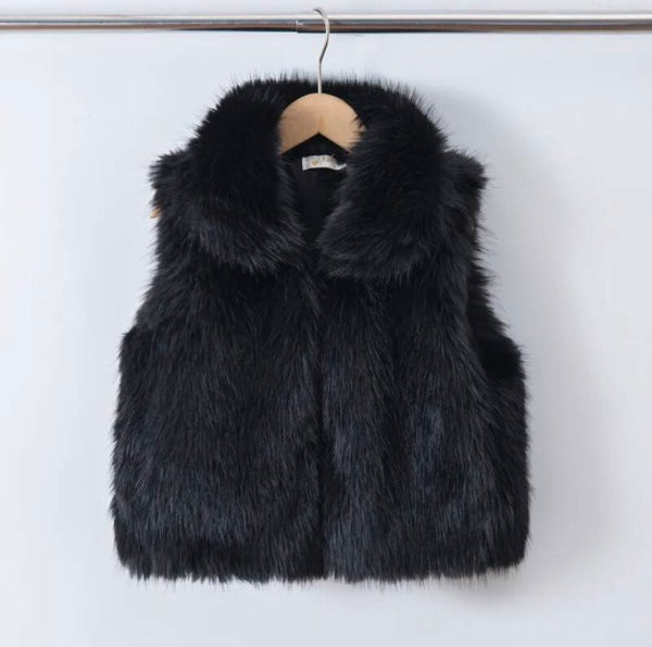 Faux fur gilet black