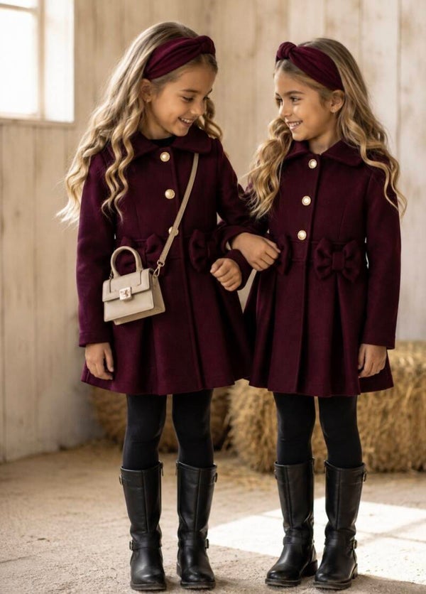 Mantel met strikjes bordeaux