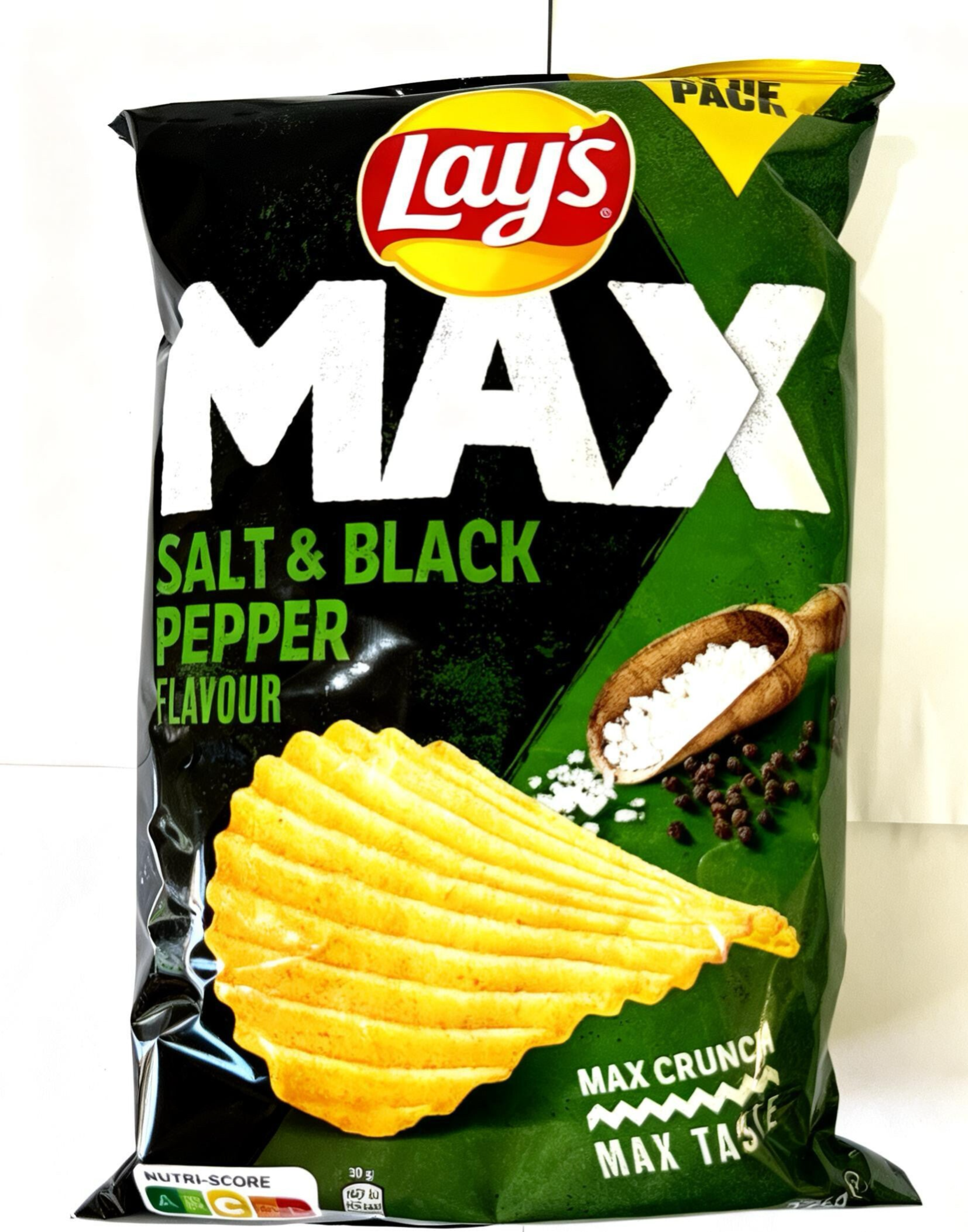 LAY'S MAX salt and black pepper 300G