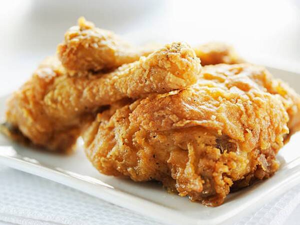 Pollo broaster. (Con patatas)